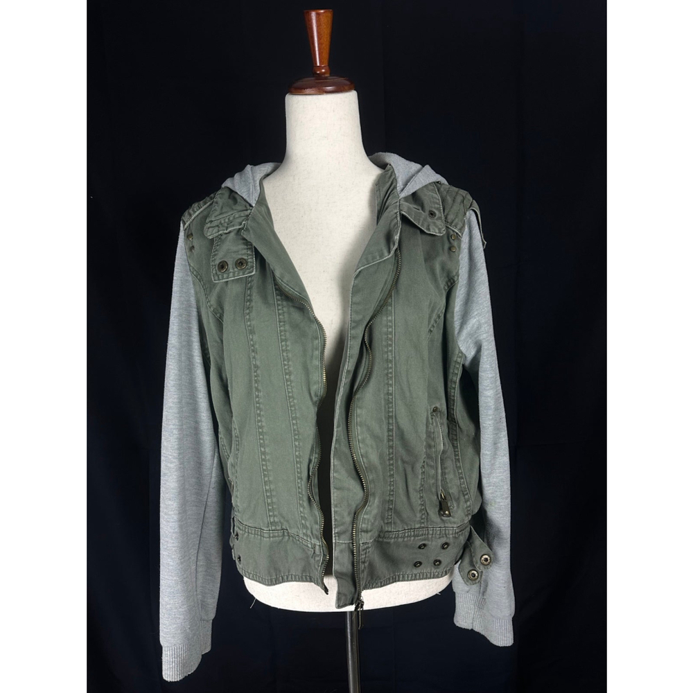 Green deb hooded jacket